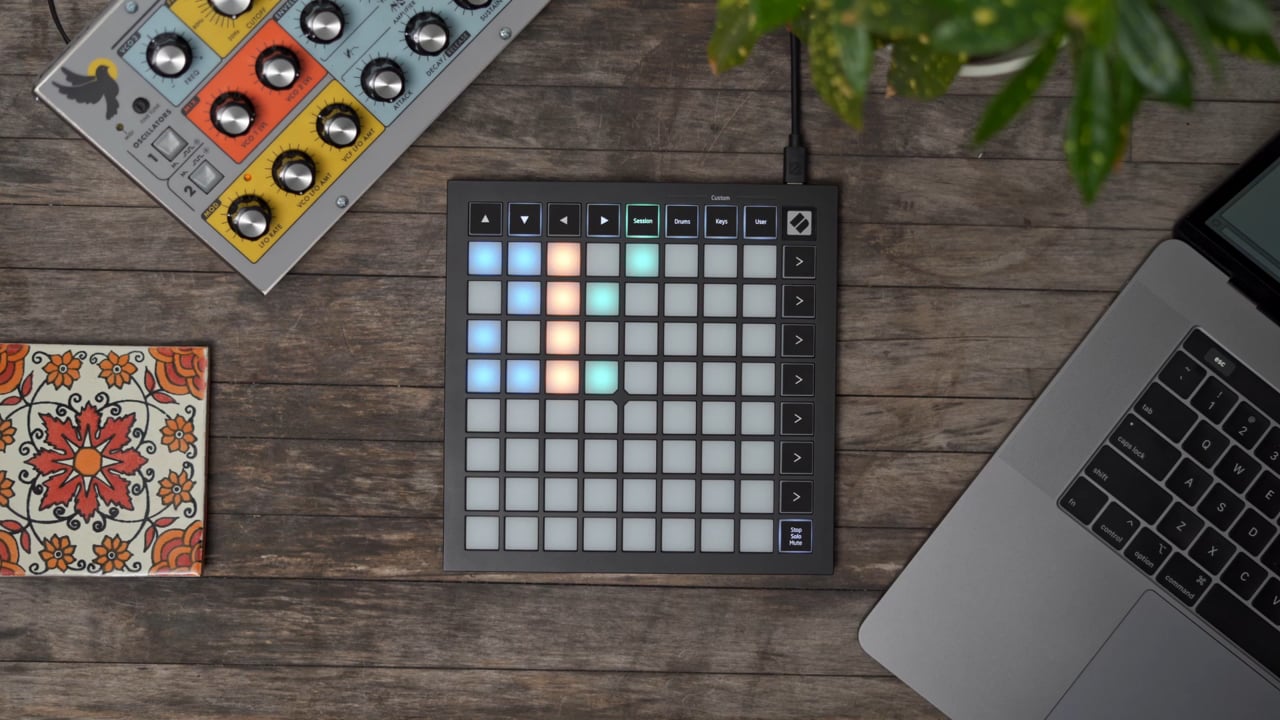 Novation's Launchpad 2.0 adds widgets that adapt to your DAW